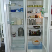 Zwei Großkühlschränke