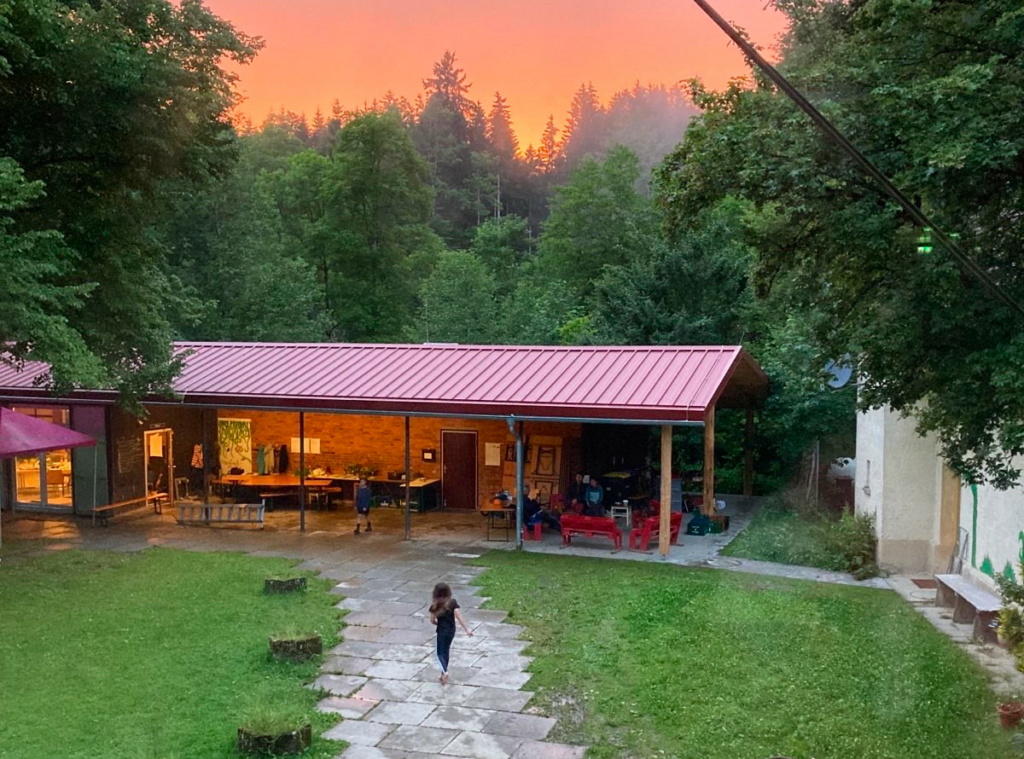 Abendstimmung über dem Taghaus der Haslachmühle